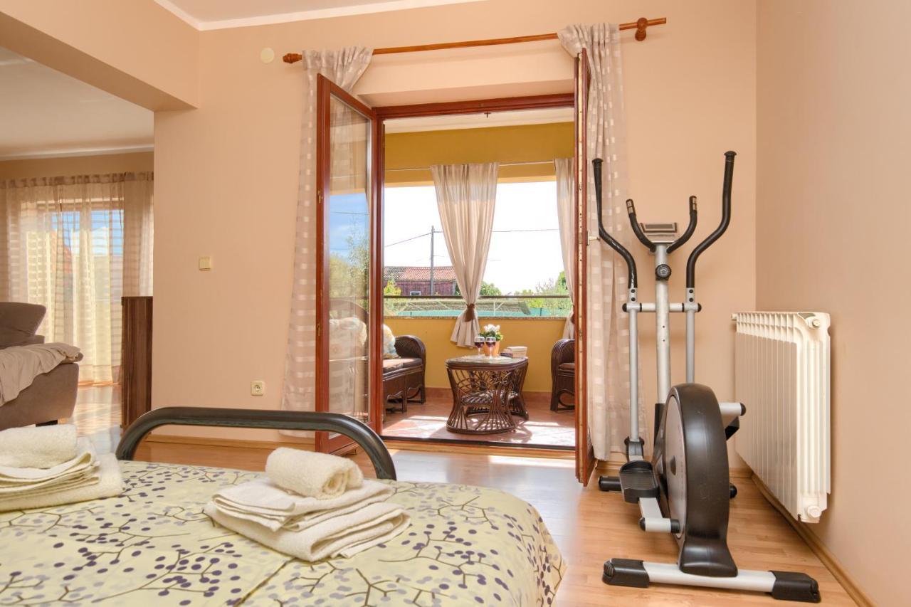 Appartman Rozana Barban Exterior foto