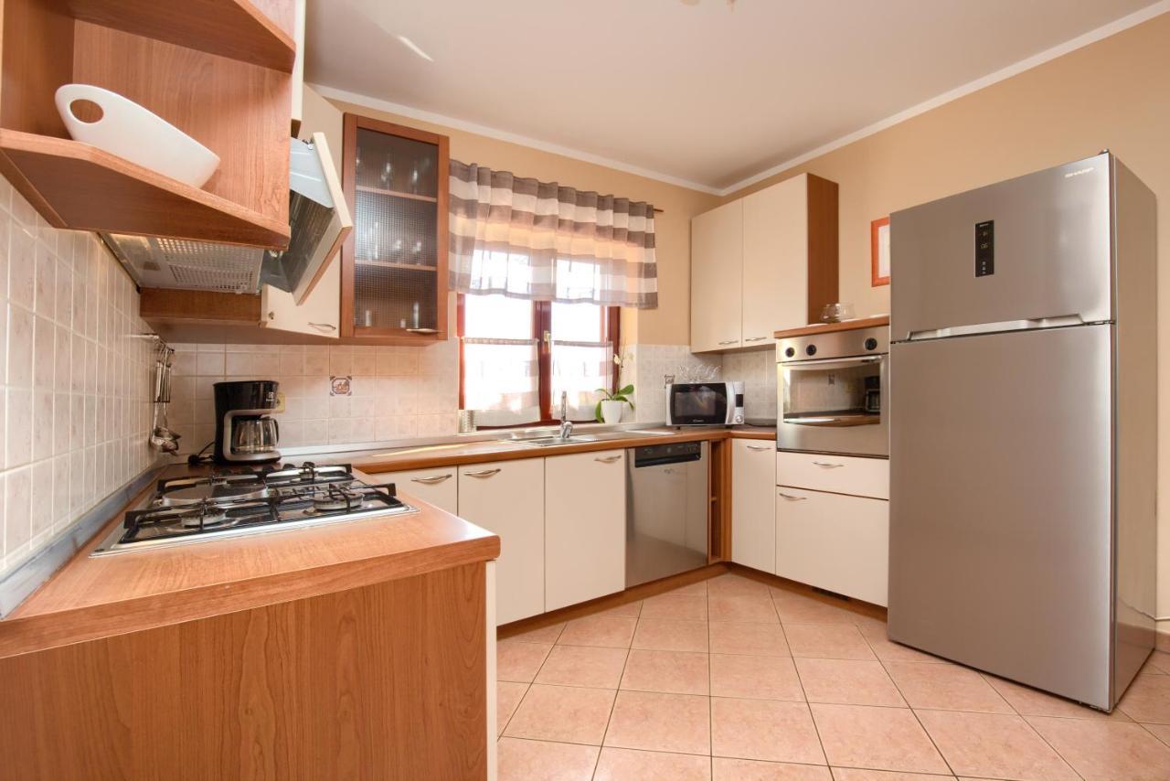 Appartman Rozana Barban Exterior foto